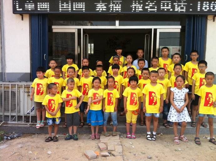 逸飞书画学校加盟费用是多少？