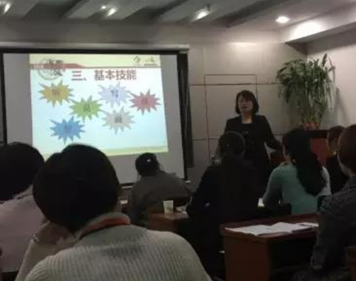 弘乐教育加盟优势大吗？