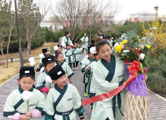 童风雅颂幼儿园加盟流程有哪些呢？
