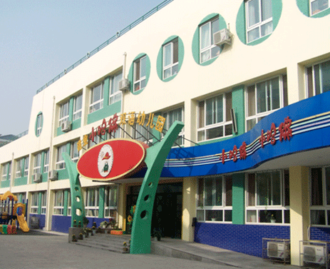 建业小哈佛幼儿园加盟费？