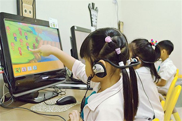 才儿坊幼儿园加盟优势是什么？