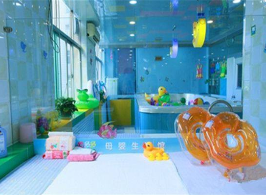 爱多多婴儿游泳馆加盟条件要求苛刻吗？