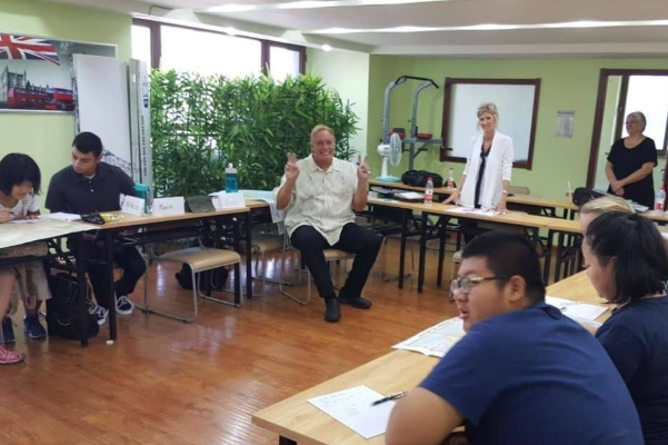 多纳外教学堂加盟特色有哪些呢？
