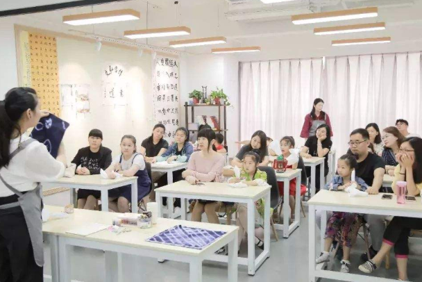 塞姆与艾米加盟优势有哪些呢？