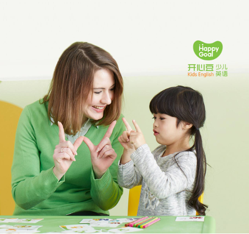 开心豆少儿英语加盟费用高不高呢？