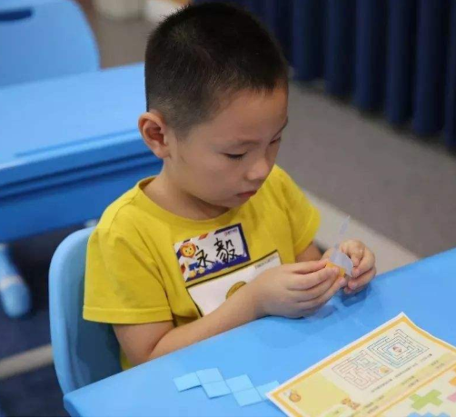 亿百分数学加盟好不好呢？