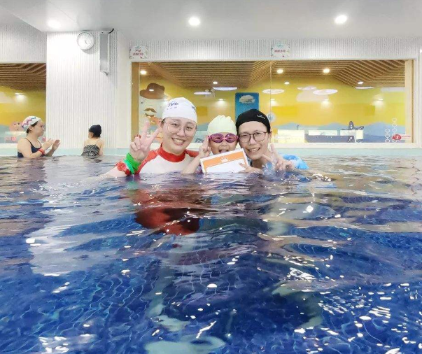 海帆亲子游泳馆加盟支持有哪些呢？