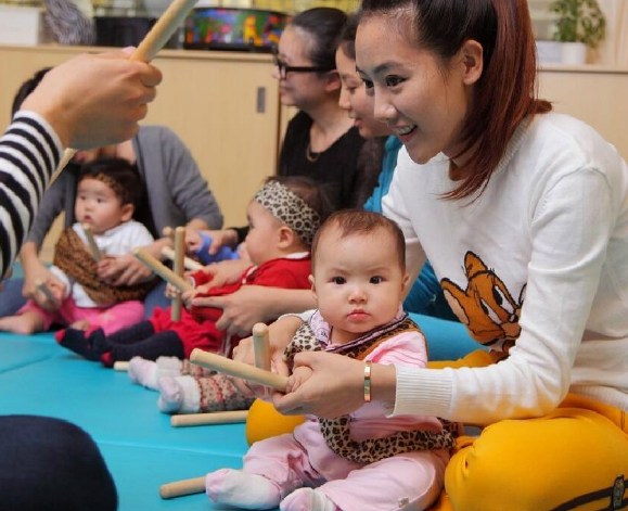 袋鼠宝贝国际婴幼儿早教加盟有哪些条件？