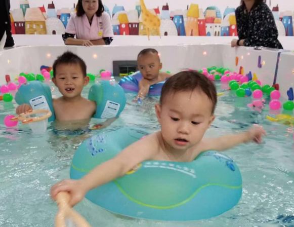 马博士婴儿游泳馆加盟条件要求高吗？