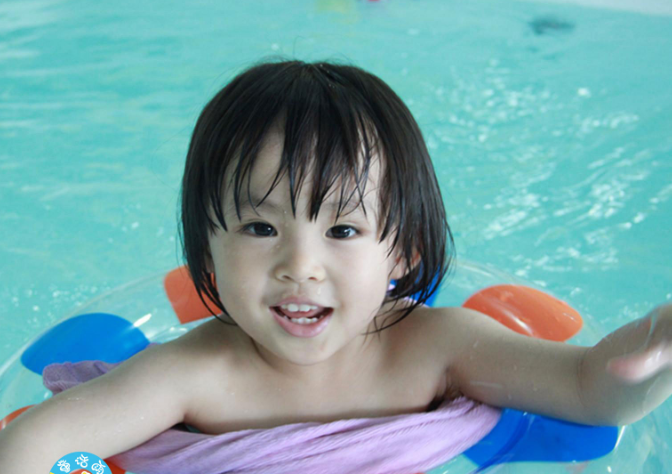 童话雨婴幼儿游泳馆加盟费用是多少呢？