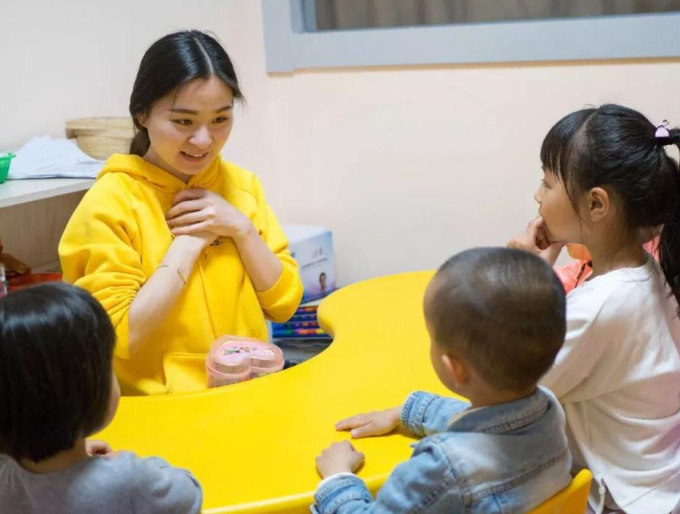 童心幼儿英语加盟价格是多少呢？