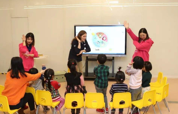 童心幼儿英语加盟支持有哪些呢？