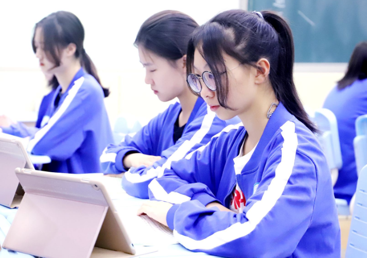 艾思英语加盟费用是多少钱呢？