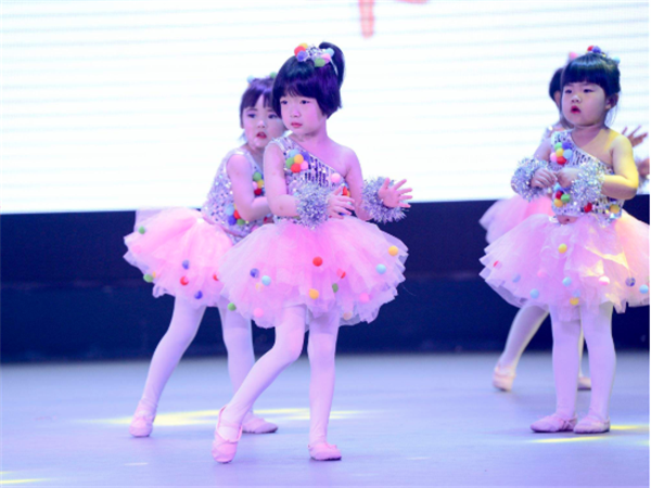 蓓蕾幼教