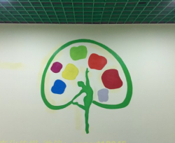 小苹果艺术学校加盟热线电话是多少？