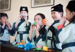 国学幼儿园加盟排行榜中童风雅颂帮助学生提高成绩