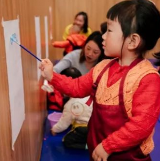 兰妮国际幼儿园加盟电话是多少？