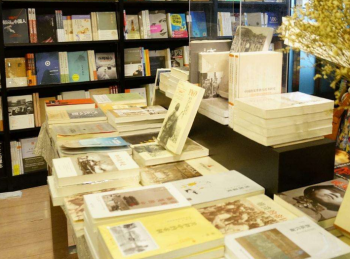 加盟一个书店大概需要多少钱？