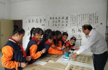 少儿书画培训加盟靠谱吗？