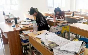 一书阁加盟电话是多少？