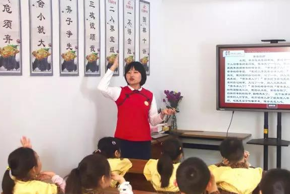 宇凰幼少儿国学加盟费用多少？