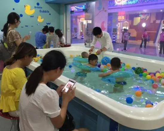 水手宝宝婴幼儿游泳馆加盟电话是多少？