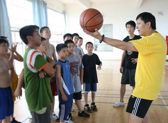 李秋平篮球俱乐部怎么样？