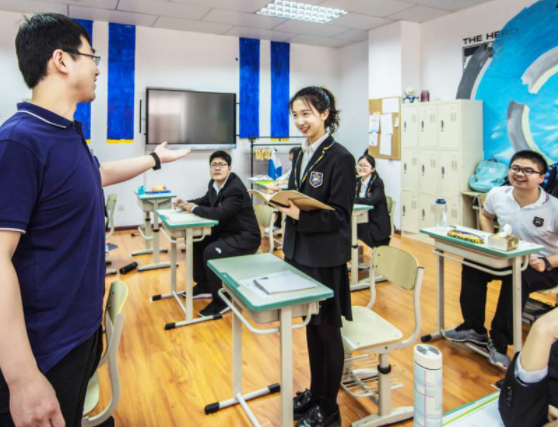 开一个私立学校要多少钱？