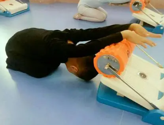 北舞训练器怎么加盟？