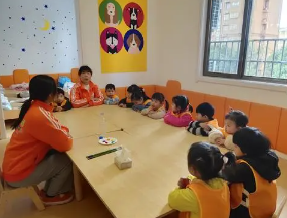 优贝乐美式托育早教加盟费多少钱？