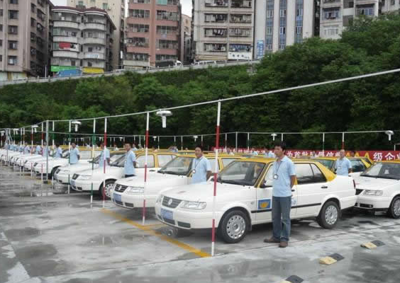 深圳吉顺达驾校怎么样？