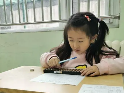 东方金字塔珠心算加盟市场怎么样？