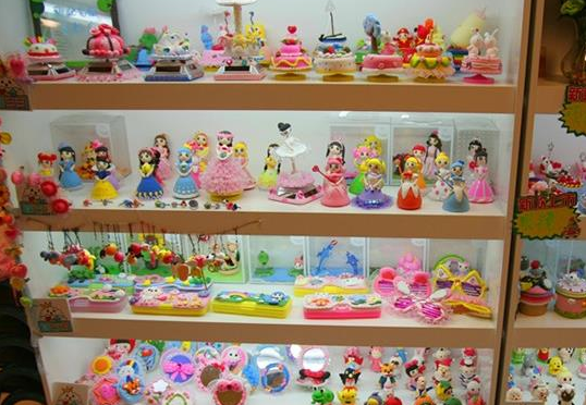 怎么开一家粘粘屋手工DIY创意店？
