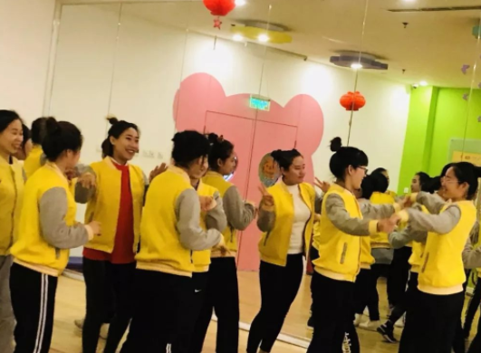 舞蹈加盟十大排行榜如何？卡乐弗音乐教育非常不错
