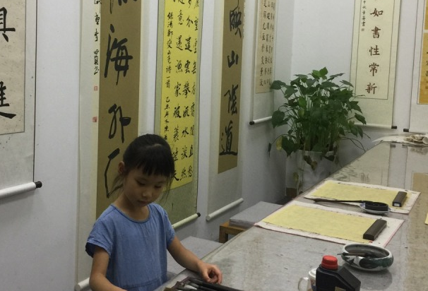妙笔菡塘书画培训学校加盟费多少钱？
