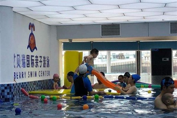 艾贝瑞亲子游泳加盟怎么样？
