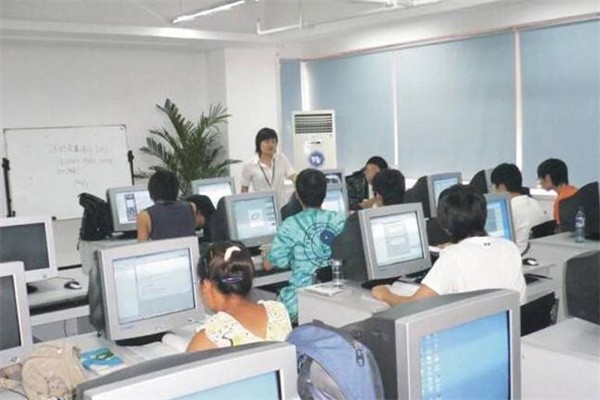 威迅教育加盟费是多少?