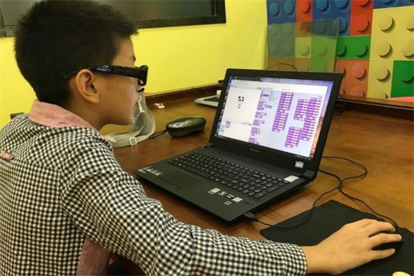 萌码象少儿编程加盟支持有哪些?