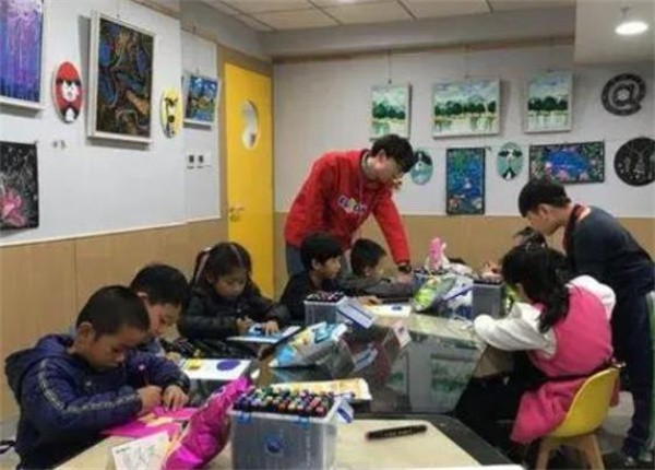 艺盏灯少儿美术培训加盟怎么样？
