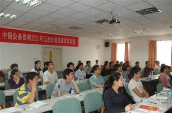 公务员培训机构加盟条件是什么？