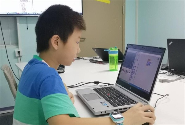 小图灵少儿编程教育，丰富孩子的课外生活！