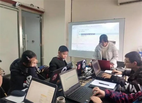 趣乐码青少年编程加盟费多少？