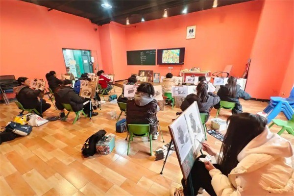art-know美术培训加盟条件是什么?加盟电话多少?