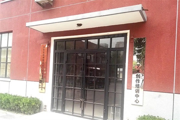 塔坤画室加盟费多少?加盟官网电话多少?