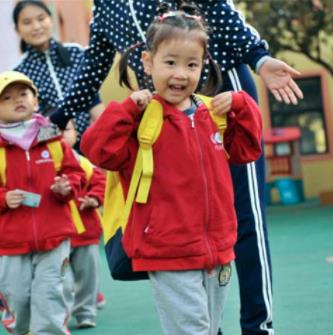 小大人幼儿园加盟