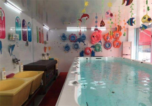 七彩泡泡婴童会所 七彩泡泡婴童会所