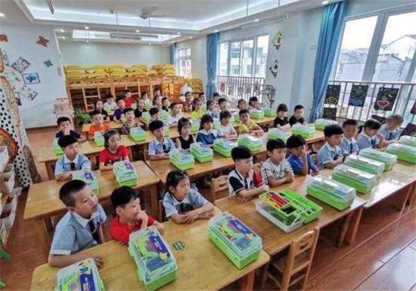 德拉学院STEAM教育 德拉学院STEAM教育
