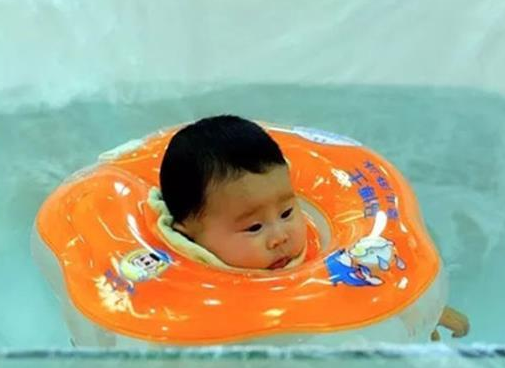 青蛙宝贝婴幼水育会所加盟
