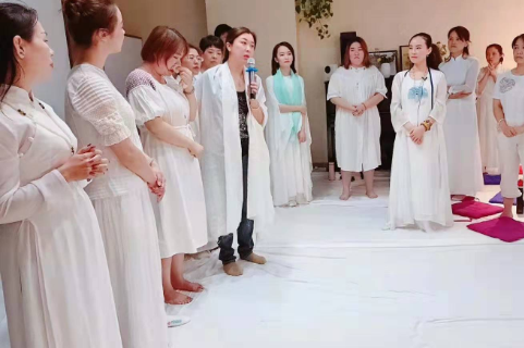 布梵依道女子学院加盟 布梵依道女子学院加盟