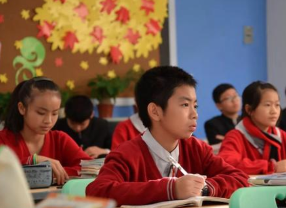 北大公学虫洞英语加盟 北大公学虫洞英语加盟